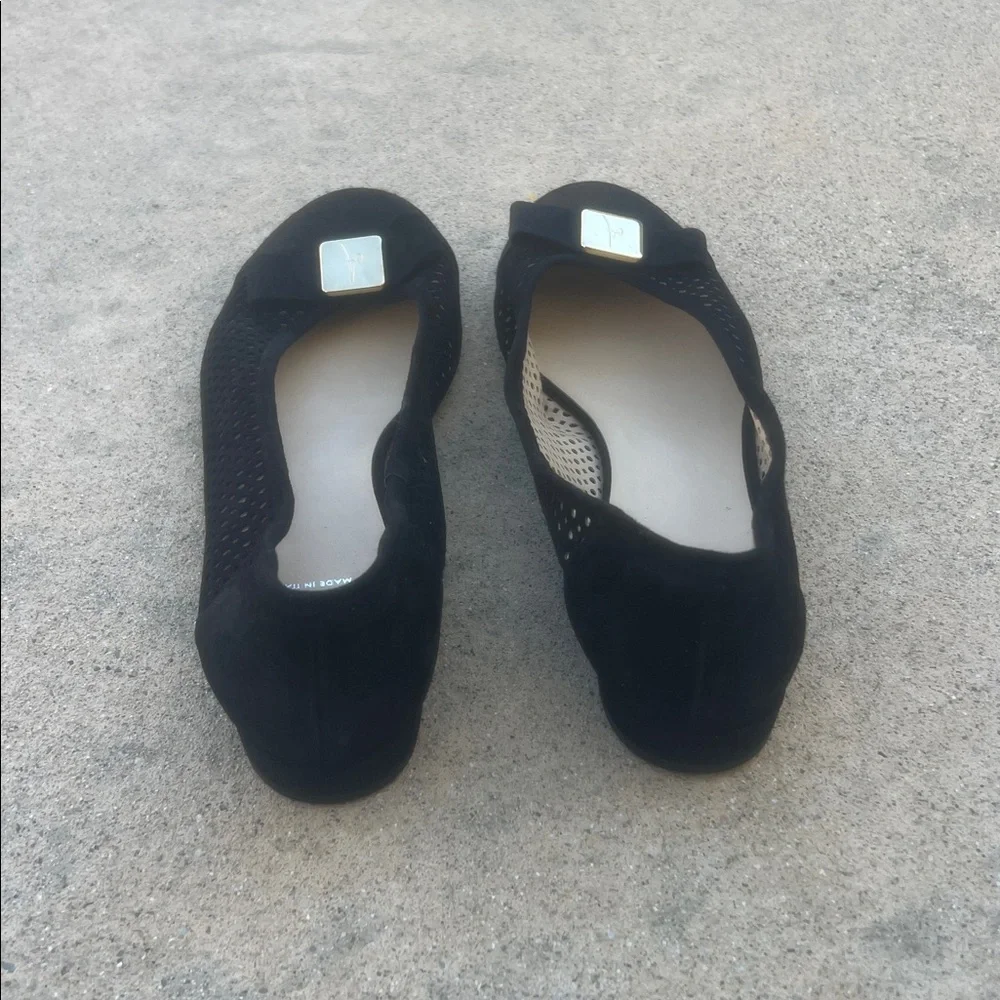 Amalfi by Rangoni Black Suede Bow Tie Gold Detail Flats Women's Size 11